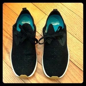 NATIVE Sneakers BLACK size 6